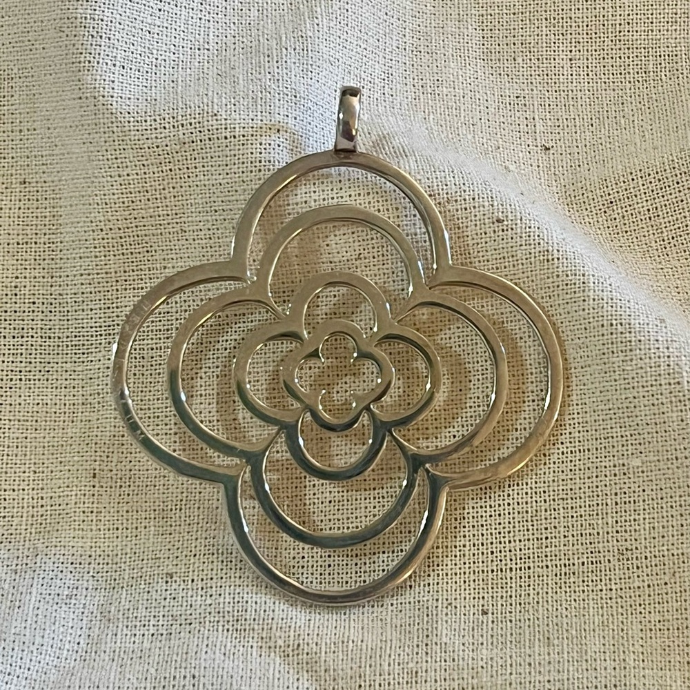 Heidi Klum 925 Silver Floral Pendant
